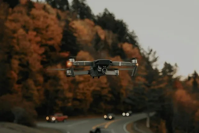 Nadzor prometa dron