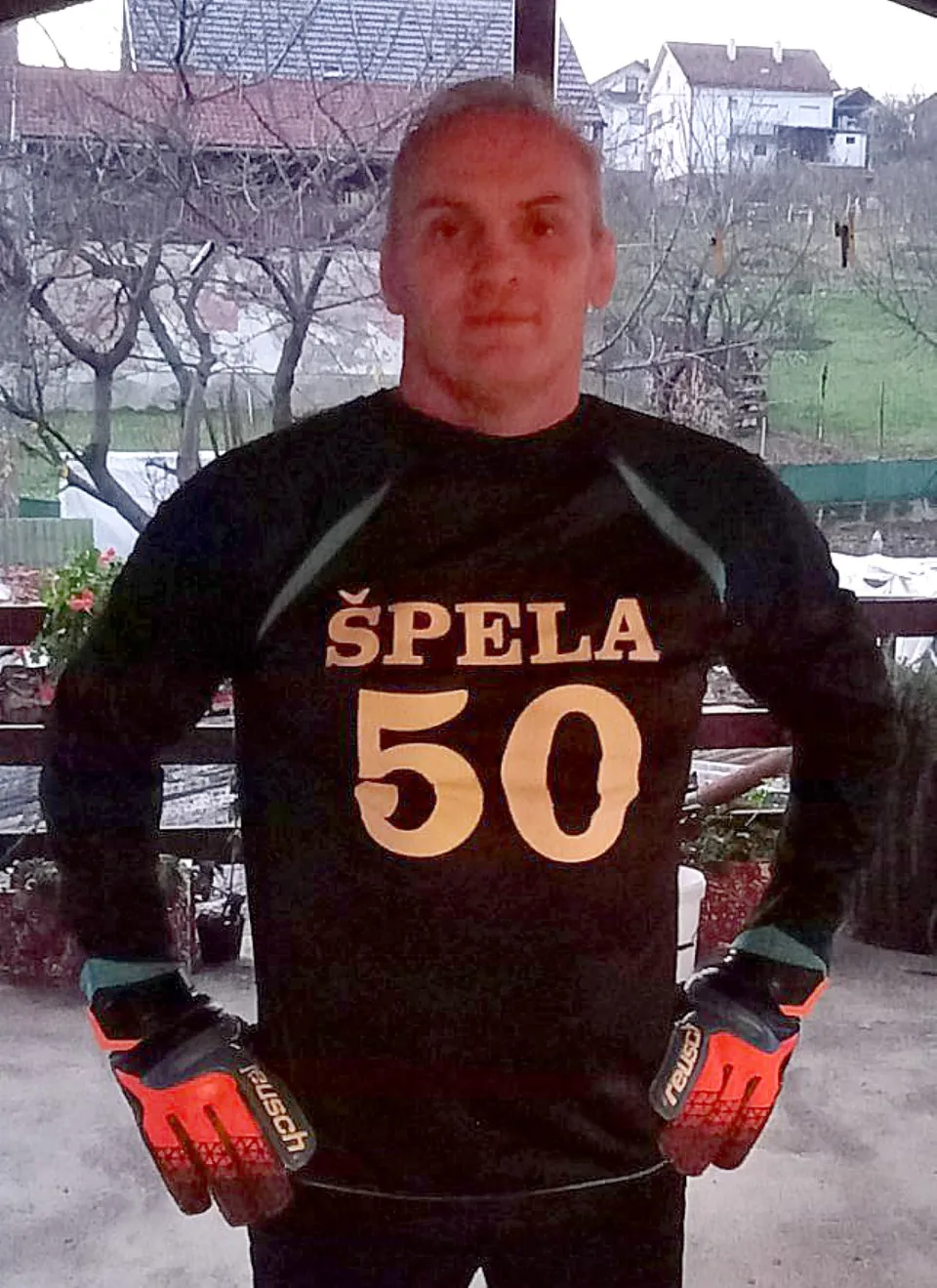 Fotografija uz članak „ZLATKO ŠPELIĆ (51): ČETRDESET GODINA NA GOLU Jedan radni vijek među stativama“