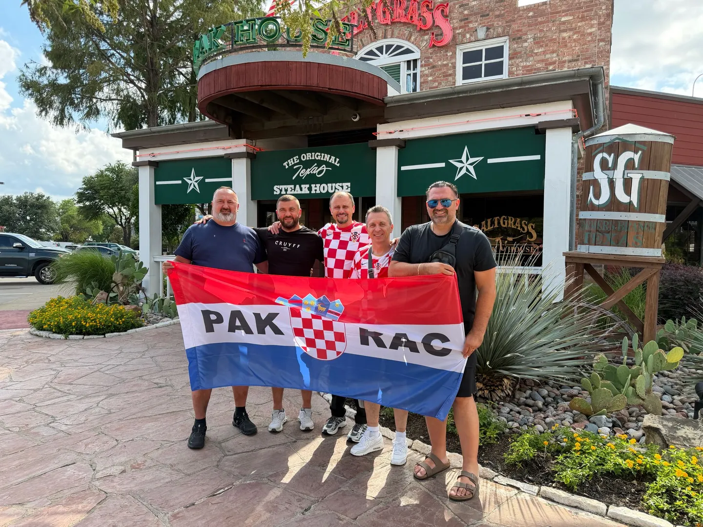 Fotografija uz članak „USA - SP U NOGOMETU Marko, naš čovjek u Dallasu!“