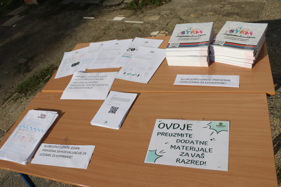 Fotografija uz članak „OŠ BRAĆE RADIĆA PAKRAC "Mobilni STEM laboratorij je došao u našu školu"“
