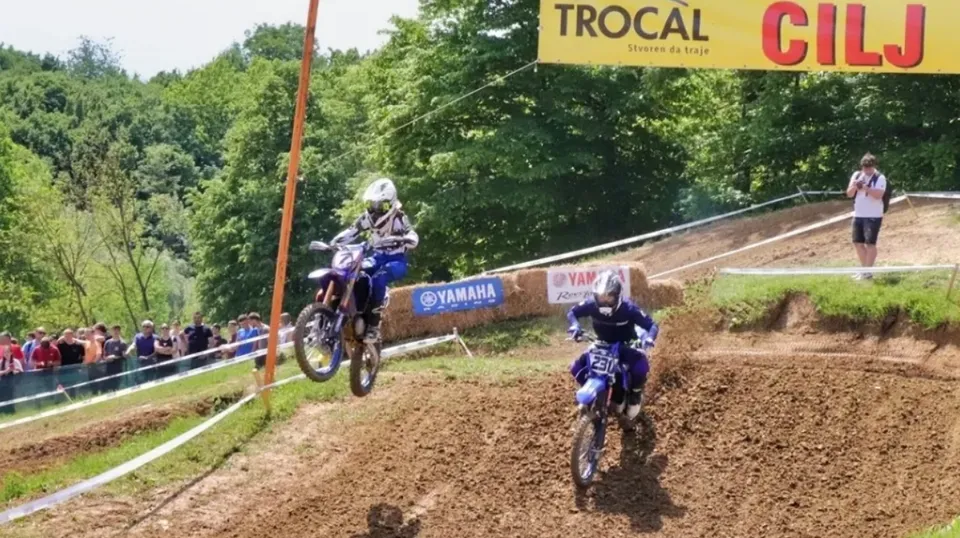 Fotografija uz članak „U NEDJELJU 3.5. NA MATKOVCU Motocross uzbuđenje, show i novi atraktivan skok!“